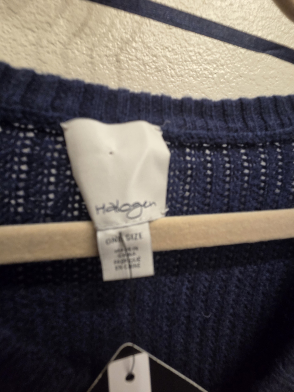 Halogen Cashmere V-Neck Cozy Knit Women's Sweater Ponch - Blue - Picture 3 of 9